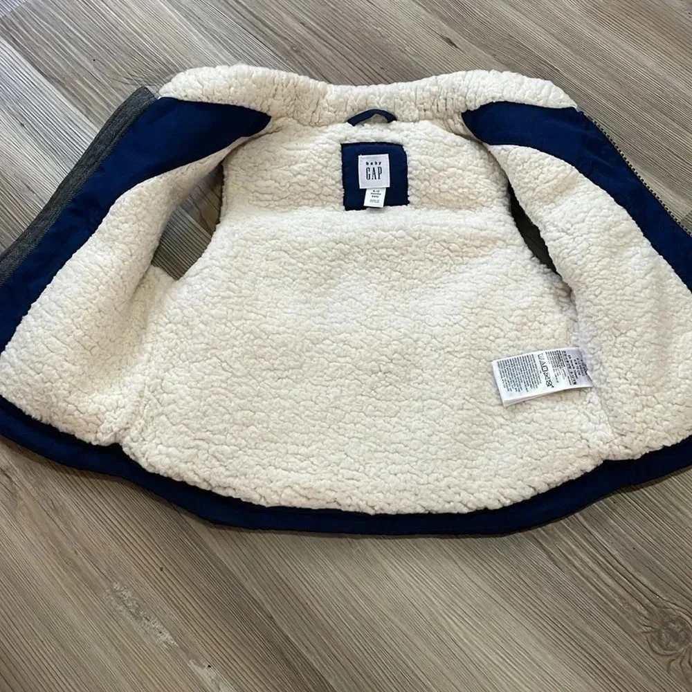 Baby Gap puffer vest jacket Sherpa lined Full zip Navy & Gray Size 6-12 mos